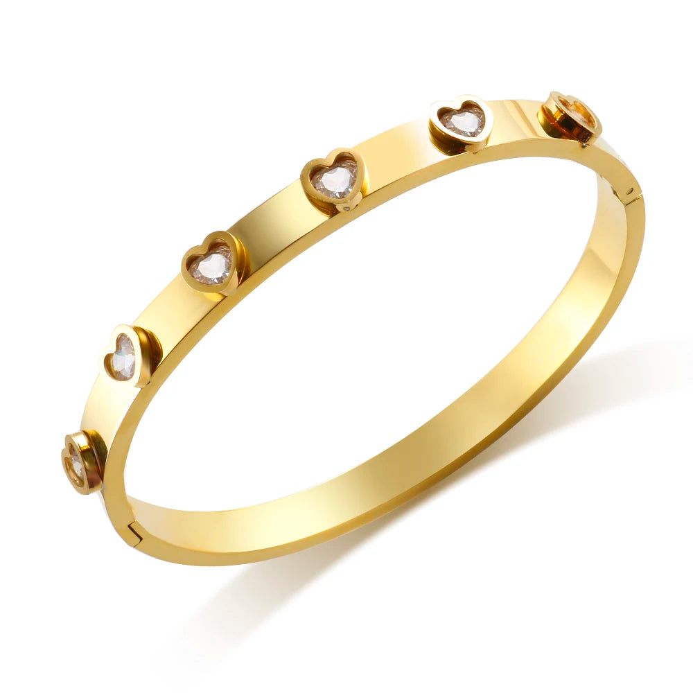 Pulsera de corazón de circonitas de colores: un brillo que habla de amor.