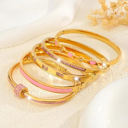 💖 LoveLayers – Conjunto de brazaletes apilables de corazón dorado 💖 