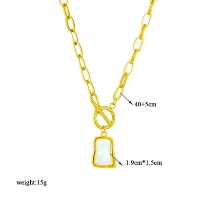 Collar con colgante de perla trapezoidal OysterGleam 
